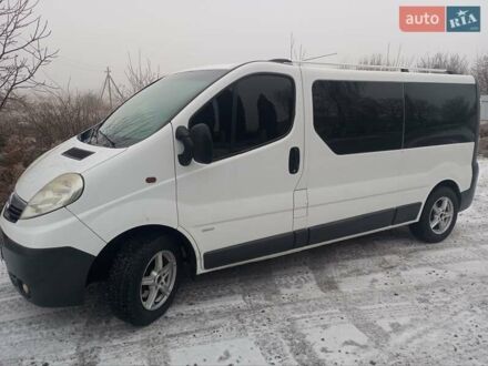 Опель Віваро 2008 у Кременце на Automoto.ua Білий Опель Віваро, об'ємом двигуна 2 л та пробігом 400 тис. км за 10500 $, фото 1 на Automoto.ua