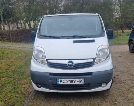 Белый Опель Виваро, объемом двигателя 2 л и пробегом 386 тыс. км за 10200 $, фото 1 на Automoto.ua