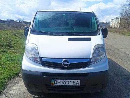 Белый Опель Виваро, объемом двигателя 2 л и пробегом 390 тыс. км за 8500 $, фото 1 на Automoto.ua