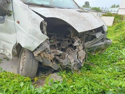 Опель Виваро 2010 в Фастове на Automoto.ua Белый Опель Виваро, объемом двигателя 2 л и пробегом 690 тыс. км за 3500 $, фото 1 на Automoto.ua