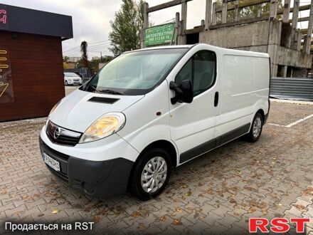 Білий Опель Віваро, об'ємом двигуна 2 л та пробігом 299 тис. км за 8369 $, фото 1 на Automoto.ua