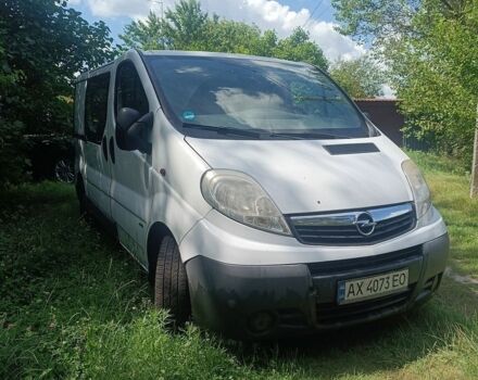 Белый Опель Виваро, объемом двигателя 2 л и пробегом 312 тыс. км за 7950 $, фото 1 на Automoto.ua