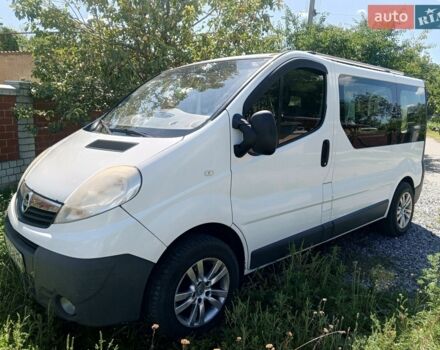 Белый Опель Виваро, объемом двигателя 2 л и пробегом 307 тыс. км за 11500 $, фото 1 на Automoto.ua