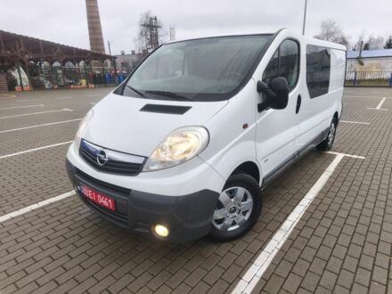 Білий Опель Віваро, об'ємом двигуна 0 л та пробігом 289 тис. км за 12300 $, фото 1 на Automoto.ua