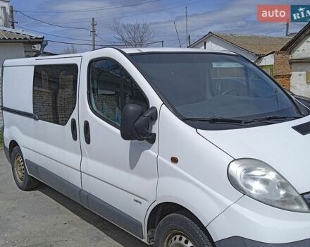 Белый Опель Виваро, объемом двигателя 2 л и пробегом 273 тыс. км за 9500 $, фото 1 на Automoto.ua