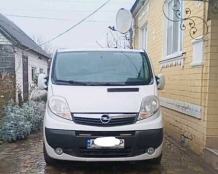 Белый Опель Виваро, объемом двигателя 2 л и пробегом 350 тыс. км за 10500 $, фото 1 на Automoto.ua