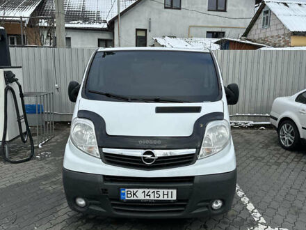 Опель Виваро 2012 в Луцке на Automoto.ua Белый Опель Виваро, объемом двигателя 2 л и пробегом 320 тыс. км за 12500 $, фото 1 на Automoto.ua