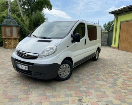 Білий Опель Віваро, об'ємом двигуна 2 л та пробігом 288 тис. км за 13600 $, фото 1 на Automoto.ua