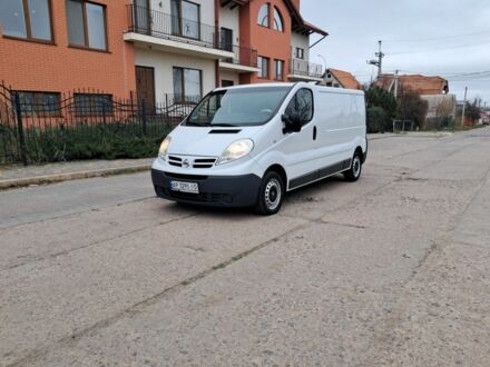 Білий Опель Віваро, об'ємом двигуна 2 л та пробігом 302 тис. км за 9399 $, фото 1 на Automoto.ua