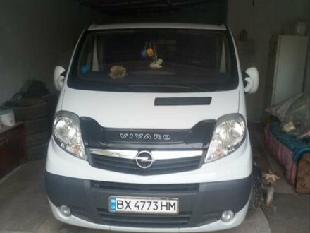 Білий Опель Віваро, об'ємом двигуна 2 л та пробігом 272 тис. км за 14600 $, фото 1 на Automoto.ua
