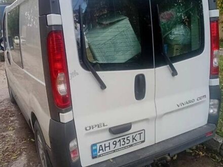 Опель Виваро 2014 в Каменце-Подольском на Automoto.ua Белый Опель Виваро, объемом двигателя 2 л и пробегом 300 тыс. км за 14000 $, фото 1 на Automoto.ua