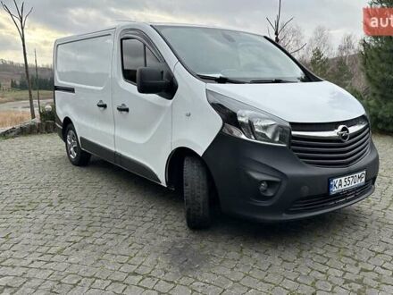 Белый Опель Виваро, объемом двигателя 1.6 л и пробегом 260 тыс. км за 10900 $, фото 1 на Automoto.ua