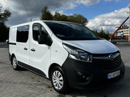 Опель Виваро 2015 в Самборе на Automoto.ua Белый Опель Виваро, объемом двигателя 1.6 л и пробегом 210 тыс. км за 10500 $, фото 1 на Automoto.ua