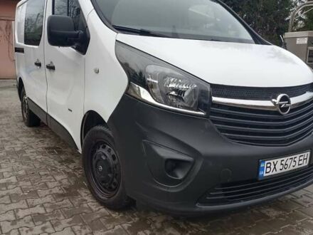 Білий Опель Віваро, об'ємом двигуна 1.6 л та пробігом 240 тис. км за 9850 $, фото 1 на Automoto.ua