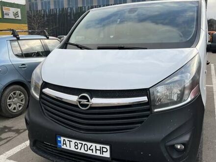 Белый Опель Виваро, объемом двигателя 1.6 л и пробегом 300 тыс. км за 16500 $, фото 1 на Automoto.ua