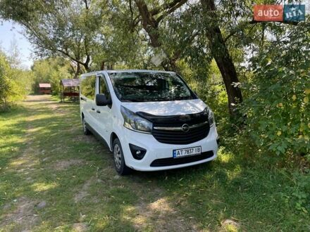 Опель Виваро 2016 в Ивано-Франковске на Automoto.ua Белый Опель Виваро, объемом двигателя 1.6 л и пробегом 260 тыс. км за 12900 $, фото 1 на Automoto.ua