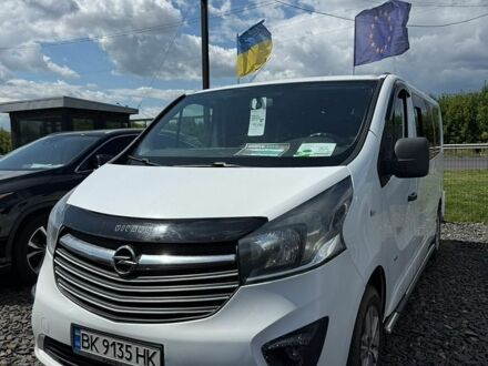 Білий Опель Віваро, об'ємом двигуна 1.6 л та пробігом 390 тис. км за 14800 $, фото 1 на Automoto.ua