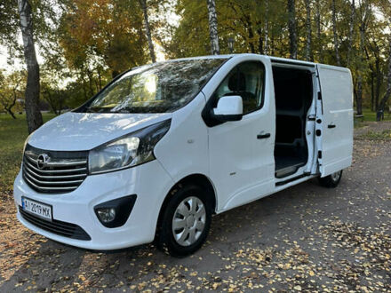 Белый Опель Виваро, объемом двигателя 1.6 л и пробегом 155 тыс. км за 15200 $, фото 1 на Automoto.ua