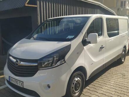 Білий Опель Віваро, об'ємом двигуна 1.6 л та пробігом 178 тис. км за 16300 $, фото 1 на Automoto.ua