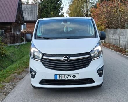 Белый Опель Виваро, объемом двигателя 1.6 л и пробегом 136 тыс. км за 9700 $, фото 1 на Automoto.ua