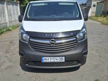 Опель Виваро 2016 в Кременчуге на Automoto.ua Белый Опель Виваро, объемом двигателя 1.6 л и пробегом 130 тыс. км за 15500 $, фото 1 на Automoto.ua