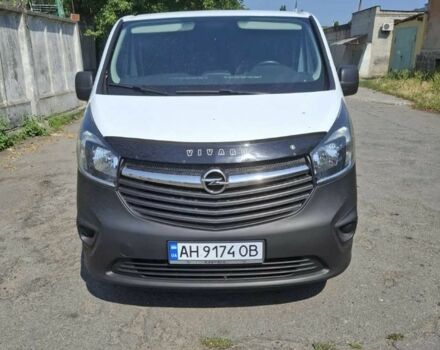 Белый Опель Виваро, объемом двигателя 1.6 л и пробегом 130 тыс. км за 15500 $, фото 1 на Automoto.ua
