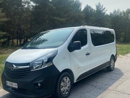 Белый Опель Виваро, объемом двигателя 1.6 л и пробегом 220 тыс. км за 15500 $, фото 1 на Automoto.ua
