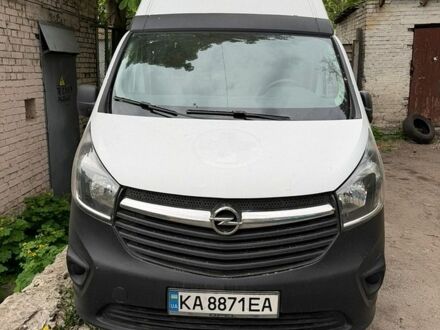 Белый Опель Виваро, объемом двигателя 1.6 л и пробегом 302 тыс. км за 12900 $, фото 1 на Automoto.ua