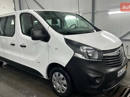 Білий Опель Віваро, об'ємом двигуна 1.6 л та пробігом 233 тис. км за 16000 $, фото 1 на Automoto.ua