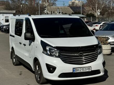 Белый Опель Виваро, объемом двигателя 1.6 л и пробегом 181 тыс. км за 14200 $, фото 1 на Automoto.ua