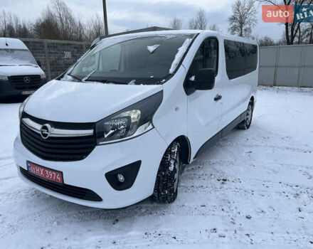 Білий Опель Віваро, об'ємом двигуна 0 л та пробігом 166 тис. км за 17200 $, фото 1 на Automoto.ua