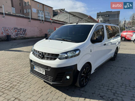 Опель Віваро 2020 у Хмельницькому на Automoto.ua Білий Опель Віваро, об'ємом двигуна 2 л та пробігом 128 тис. км за 32500 $, фото 1 на Automoto.ua