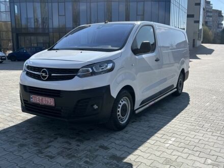 Белый Опель Виваро, объемом двигателя 1 л и пробегом 11 тыс. км за 22500 $, фото 1 на Automoto.ua