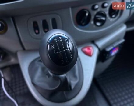 Бежевий Опель Віваро, об'ємом двигуна 1.87 л та пробігом 495 тис. км за 6290 $, фото 15 на Automoto.ua