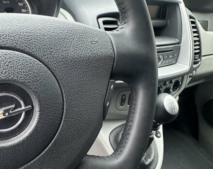 Черный Опель Виваро, объемом двигателя 2 л и пробегом 234 тыс. км за 12600 $, фото 47 на Automoto.ua