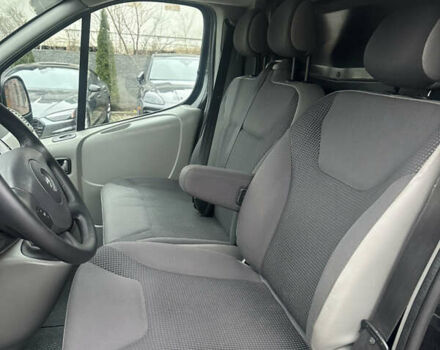 Черный Опель Виваро, объемом двигателя 2 л и пробегом 234 тыс. км за 12600 $, фото 54 на Automoto.ua