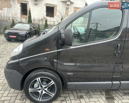 Черный Опель Виваро, объемом двигателя 2 л и пробегом 234 тыс. км за 12600 $, фото 12 на Automoto.ua