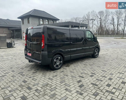 Черный Опель Виваро, объемом двигателя 2 л и пробегом 234 тыс. км за 12600 $, фото 21 на Automoto.ua