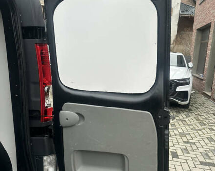 Черный Опель Виваро, объемом двигателя 2 л и пробегом 234 тыс. км за 12600 $, фото 28 на Automoto.ua