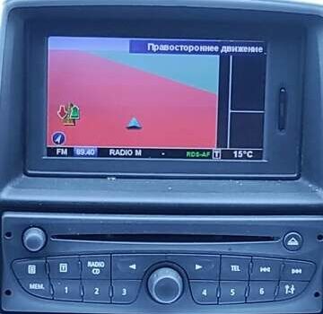 Чорний Опель Віваро, об'ємом двигуна 2 л та пробігом 274 тис. км за 11000 $, фото 4 на Automoto.ua