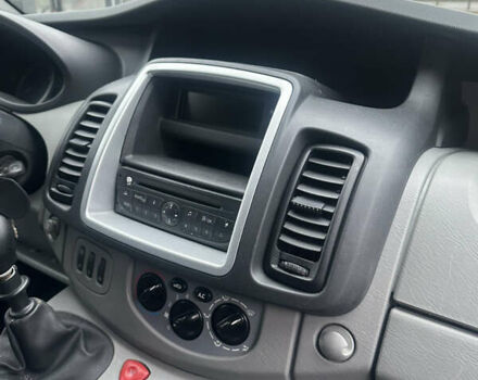 Черный Опель Виваро, объемом двигателя 2 л и пробегом 234 тыс. км за 12600 $, фото 66 на Automoto.ua