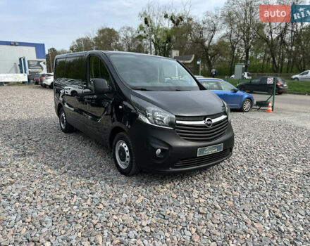 Черный Опель Виваро, объемом двигателя 1.6 л и пробегом 196 тыс. км за 11999 $, фото 16 на Automoto.ua