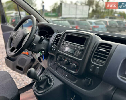 Черный Опель Виваро, объемом двигателя 1.6 л и пробегом 196 тыс. км за 11999 $, фото 27 на Automoto.ua