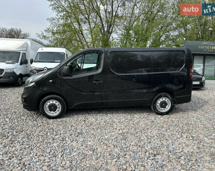 Черный Опель Виваро, объемом двигателя 1.6 л и пробегом 196 тыс. км за 12400 $, фото 6 на Automoto.ua