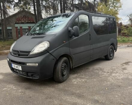 Черный Опель Виваро, объемом двигателя 1.9 л и пробегом 250 тыс. км за 3150 $, фото 2 на Automoto.ua
