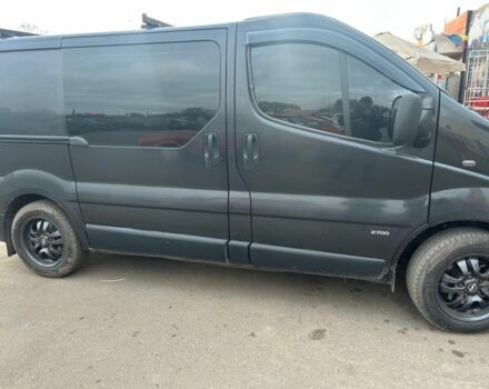 Черный Опель Виваро, объемом двигателя 1.9 л и пробегом 750 тыс. км за 8500 $, фото 4 на Automoto.ua