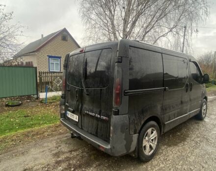 Чорний Опель Віваро, об'ємом двигуна 2.5 л та пробігом 380 тис. км за 7100 $, фото 3 на Automoto.ua
