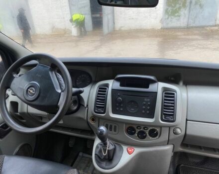 Опель Виваро 2005 в Харькове на Automoto.ua Черный Опель Виваро, объемом двигателя 1.9 л и пробегом 250 тыс. км за 3200 $, фото 5 на Automoto.ua