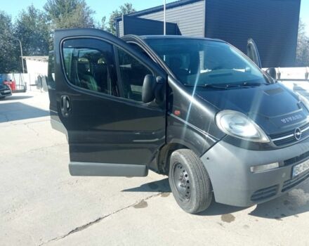 Черный Опель Виваро, объемом двигателя 1.9 л и пробегом 340 тыс. км за 7400 $, фото 1 на Automoto.ua