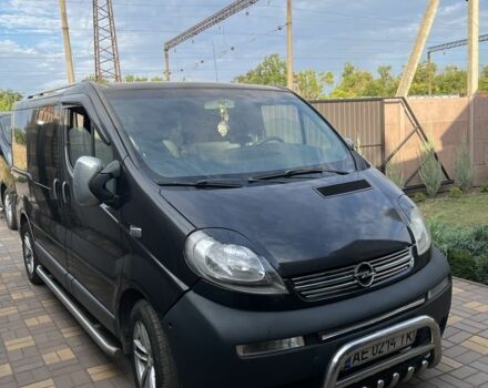 Черный Опель Виваро, объемом двигателя 2.5 л и пробегом 290 тыс. км за 8100 $, фото 1 на Automoto.ua